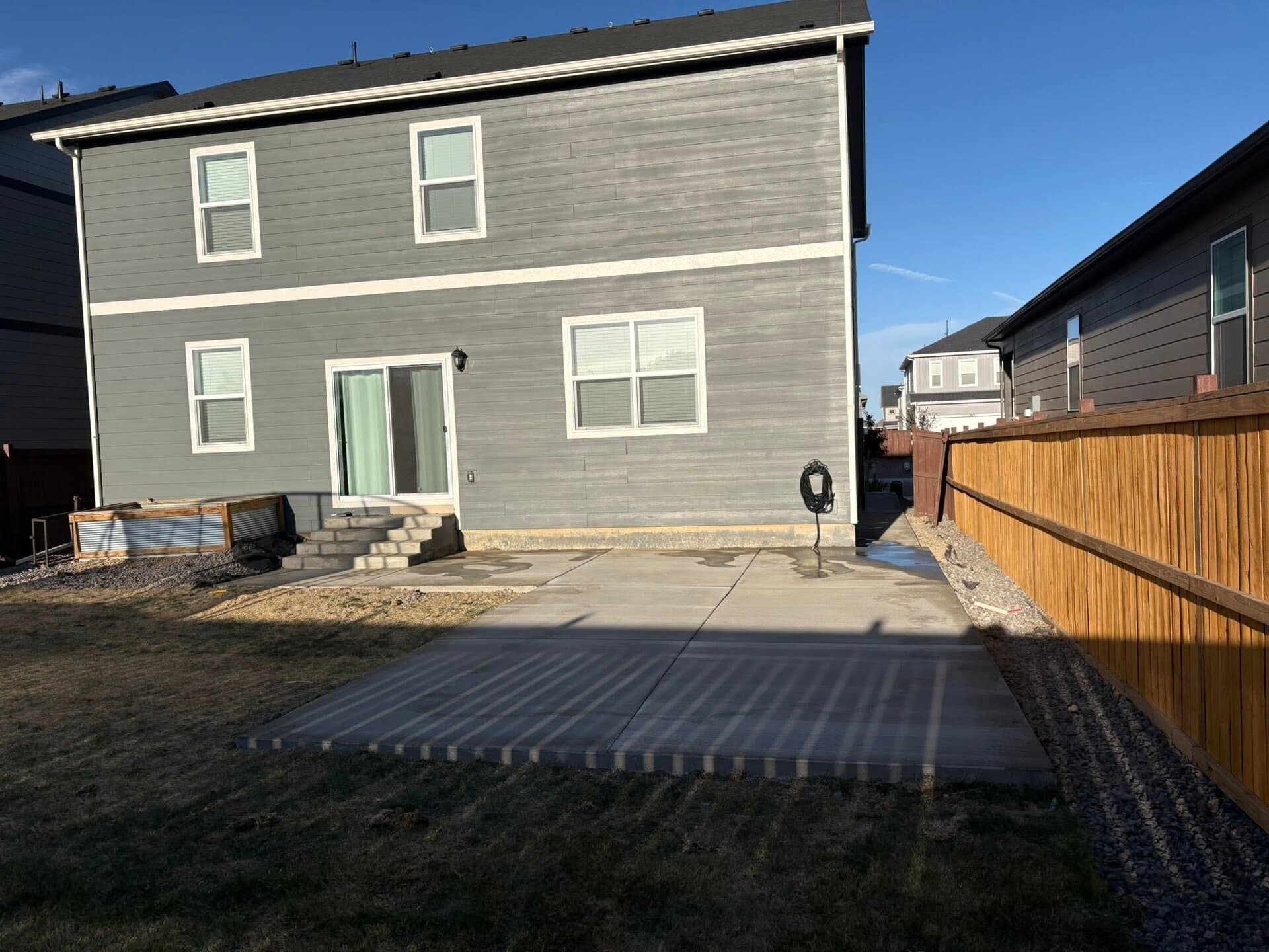 Stamped concrete driveway with geometric pattern